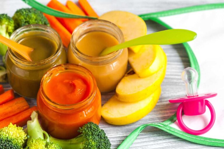 Receita salgada de papinha de batata doce com espinafre para bebês